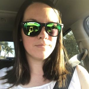 Meet your Posher, Ashlee